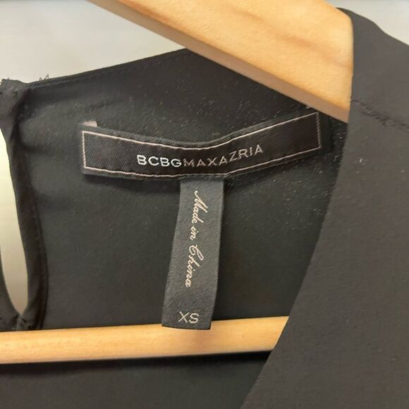 BCBGMaxAxria Little Black Drape Sheath Dress sz XS EUC - Picture 5 of 8